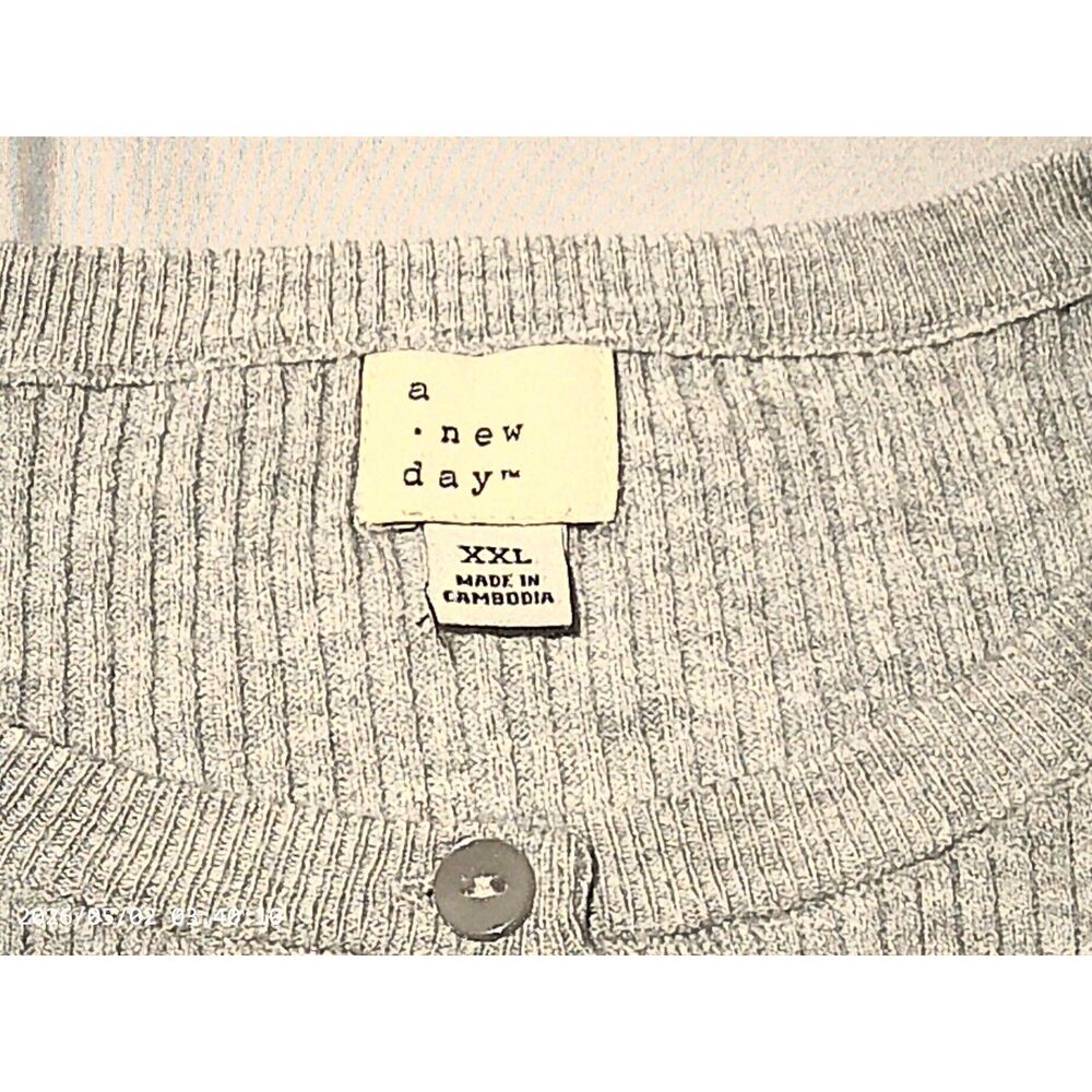 A New Day Women’s XXL Gray Ribbed Button Front Cardigan Sweater Soft Lightweight